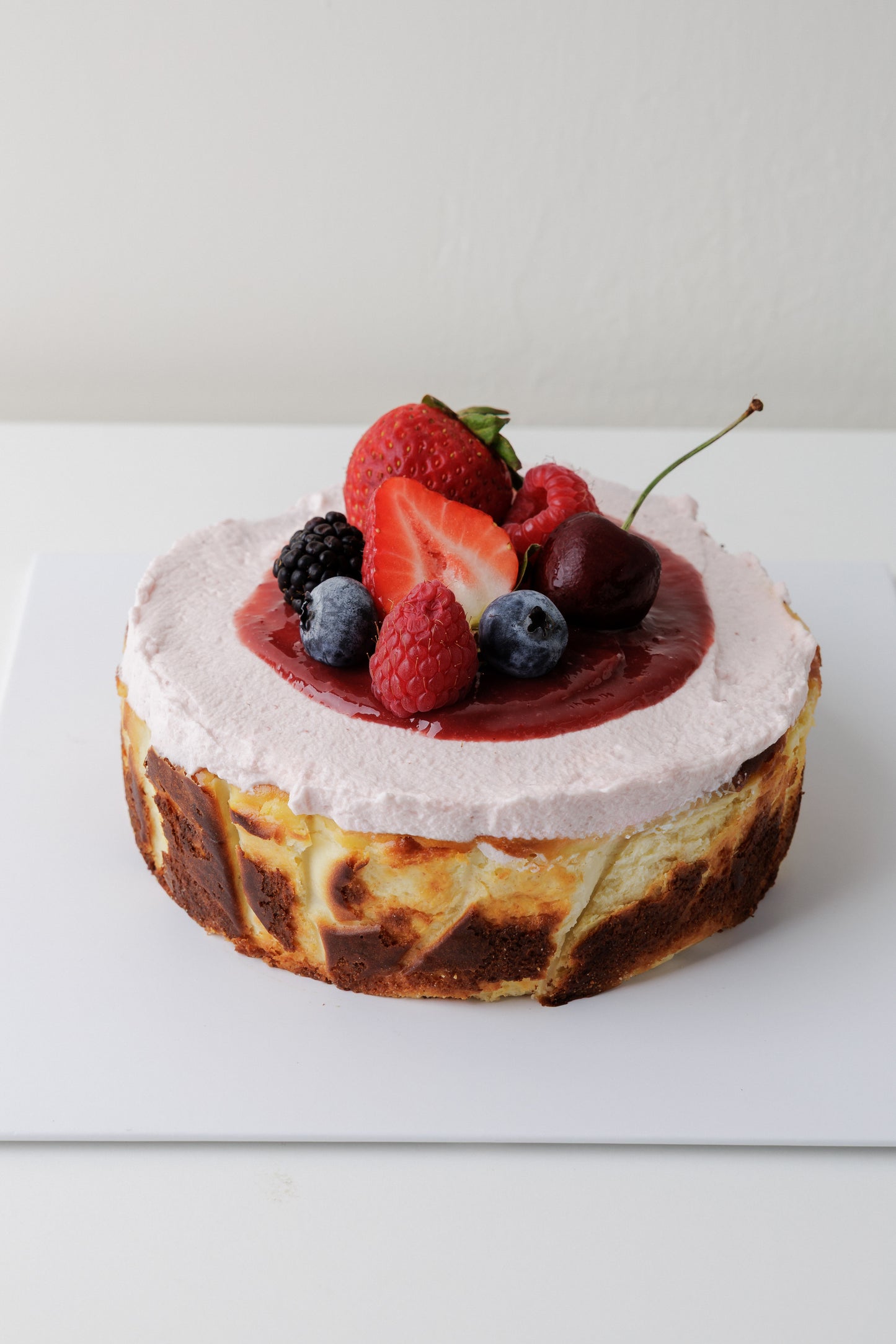 莓果巴斯克 · Berry Basque Cheesecake