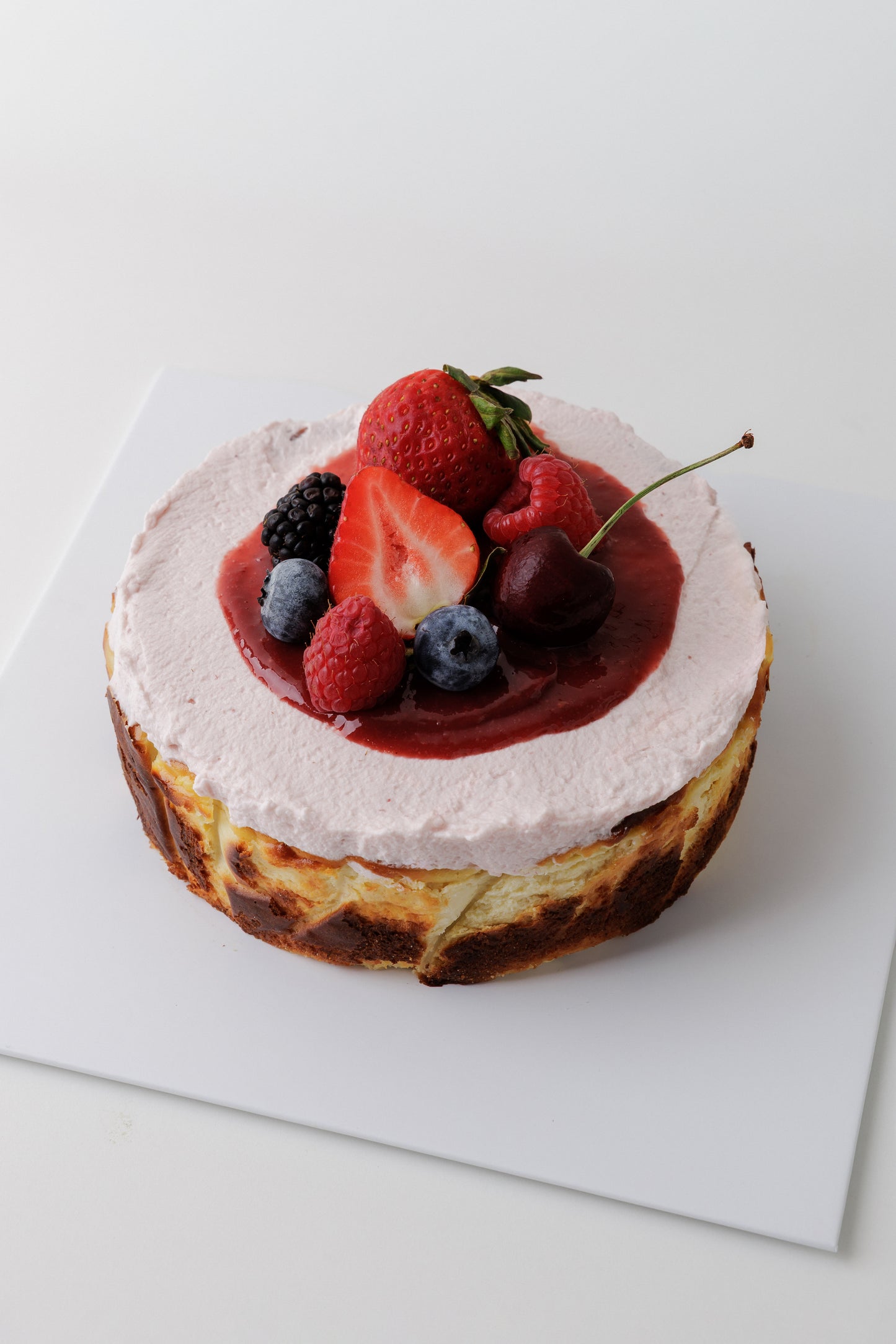 莓果巴斯克 · Berry Basque Cheesecake