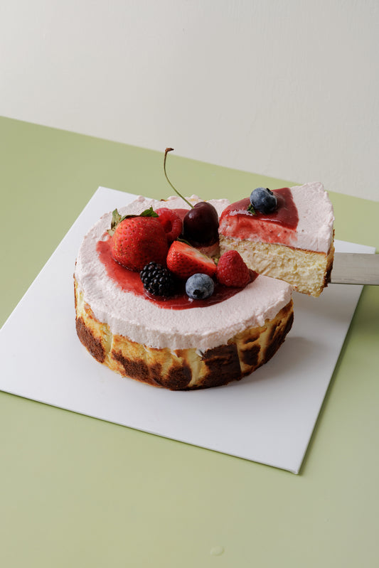 莓果巴斯克 · Berry Basque Cheesecake